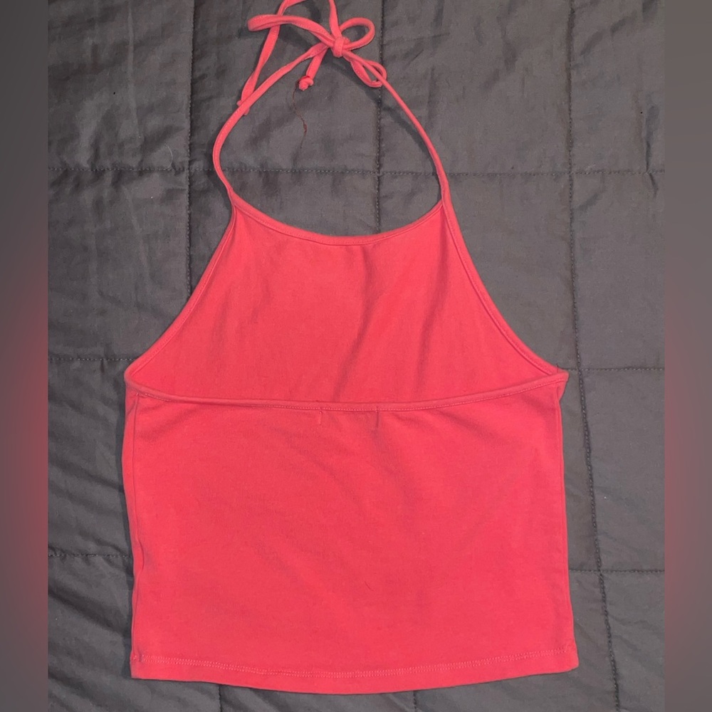 Pink halter crop top - Picture 2 of 2
